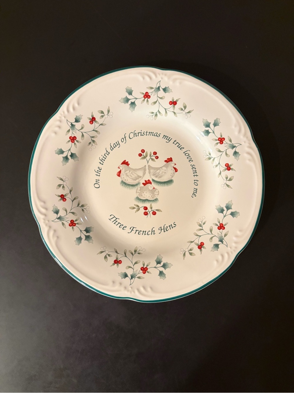 Pfaltzgraff Winterberry 12 Days of Christmas Three French Hens 8 in Salad Plate